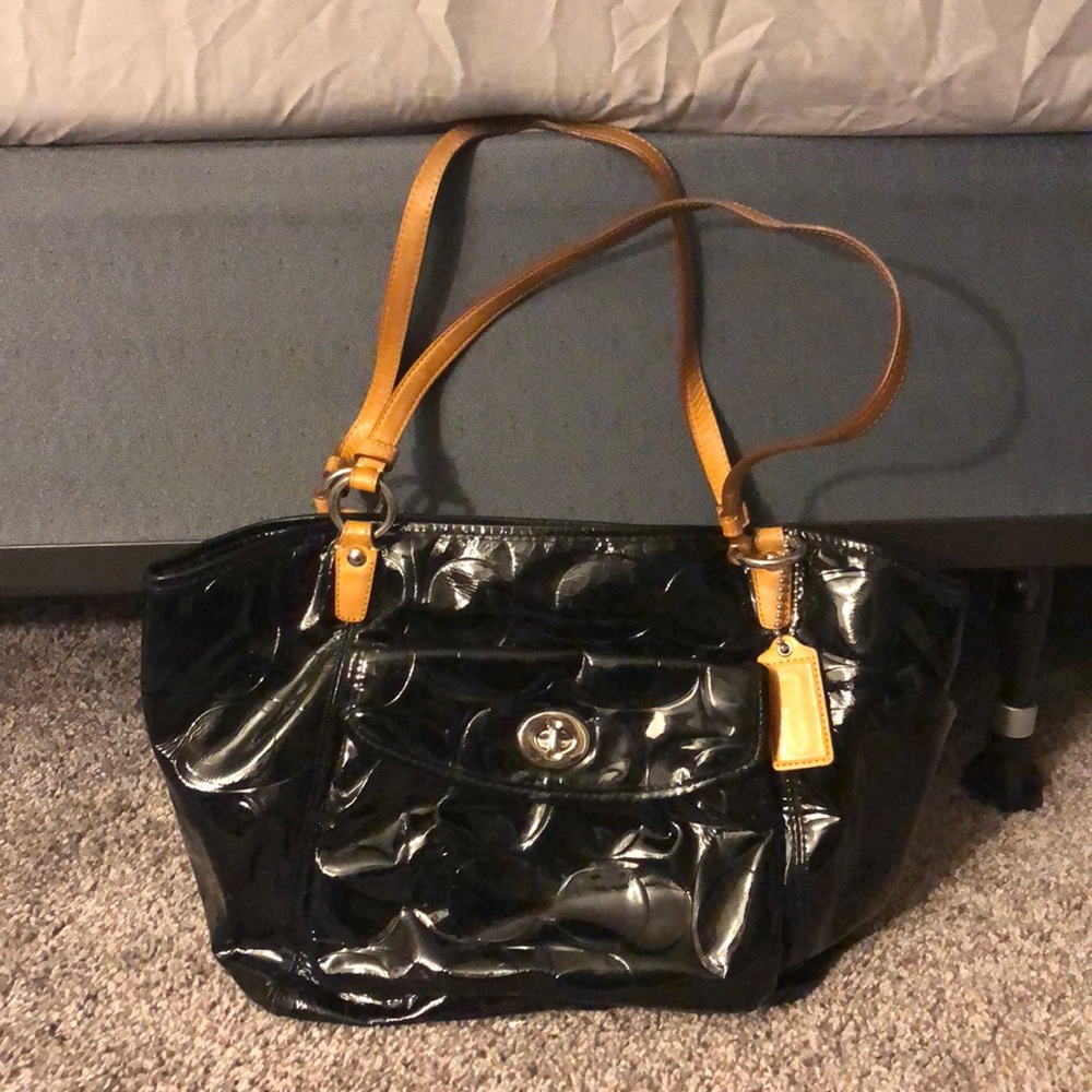Coach patent leather 14663 purse